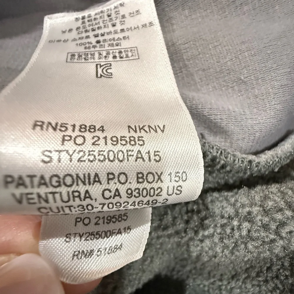Patagonia Men's Lightweight Synchilla Snap-T Vest Gray with Navy Blue Medium